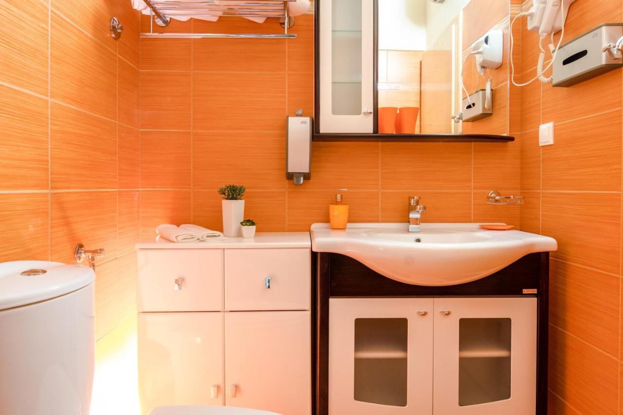 Rooms Miron - Adults Only Sumartin Phòng bức ảnh